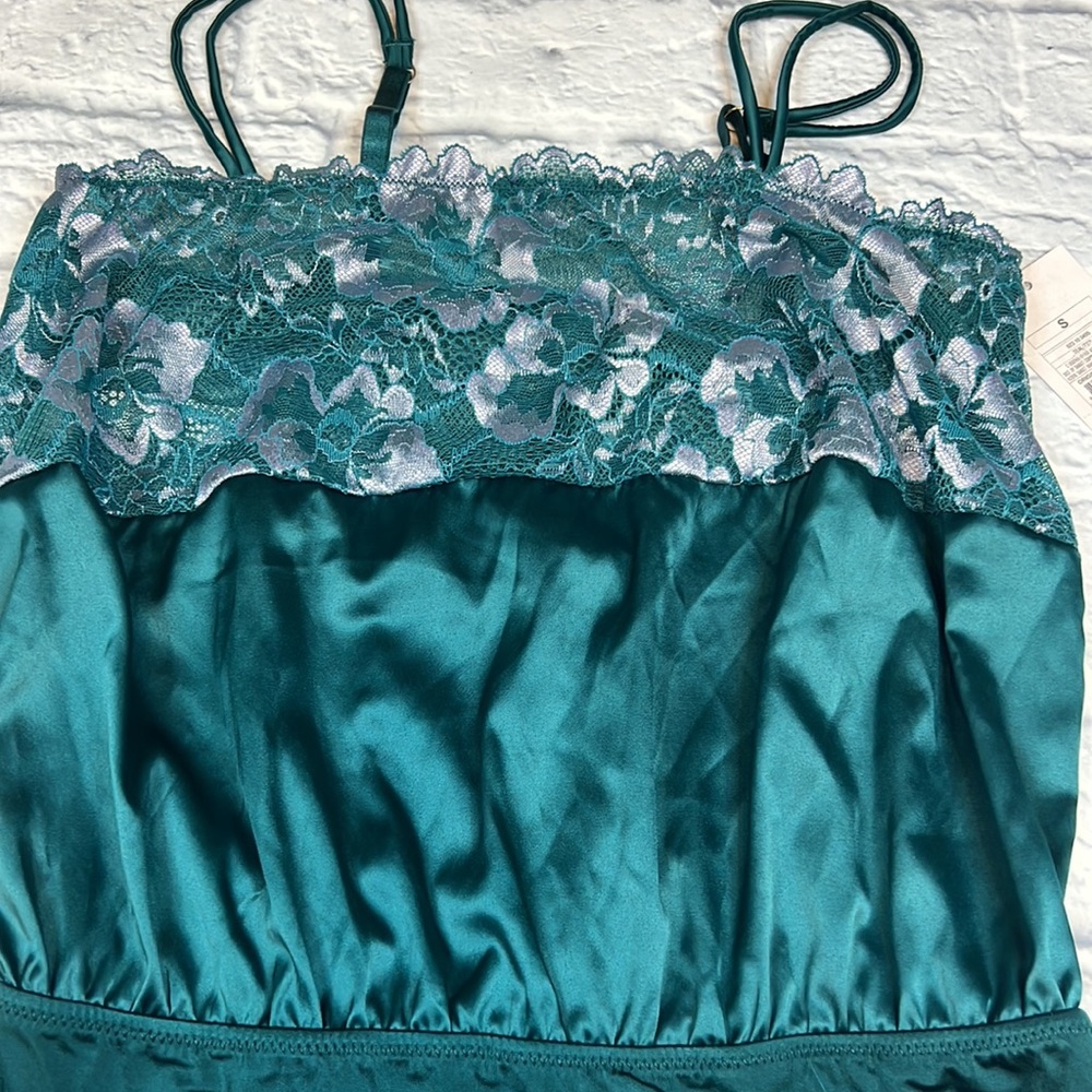 Teal nightie - Picture 4 of 10